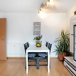 Haus Castellbergblick Mit Balkon