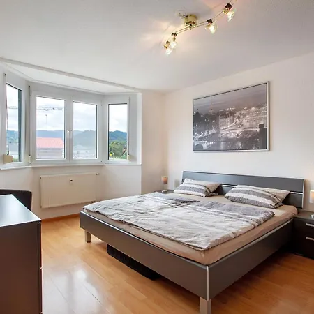 아파트 Haus Castellbergblick Mit Balkon